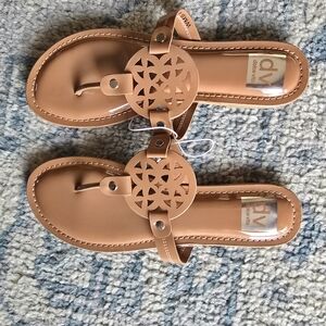 DV Tan Sandals with Cutout Design